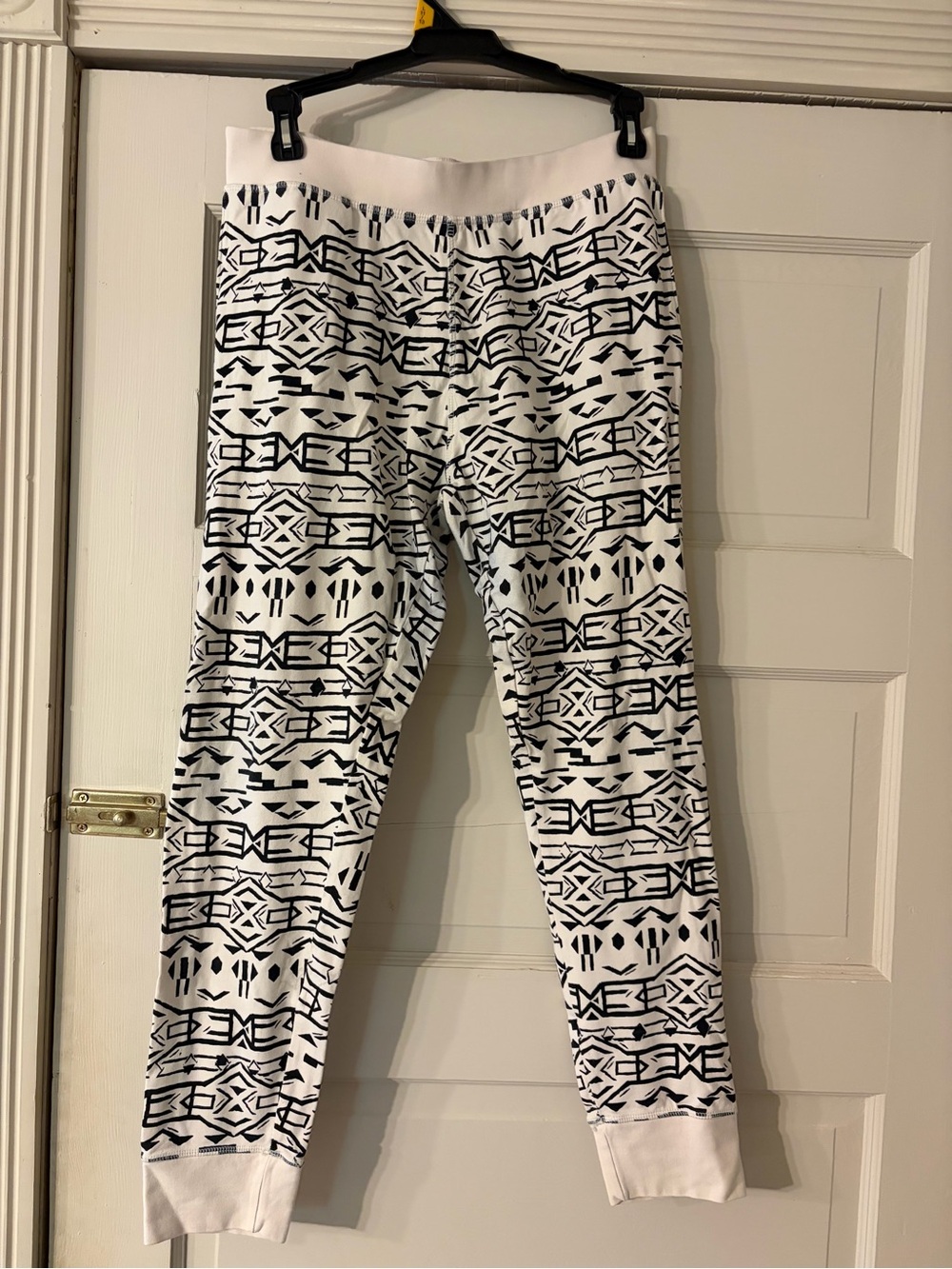 Columbia White and Black Patterned Jogger Pants